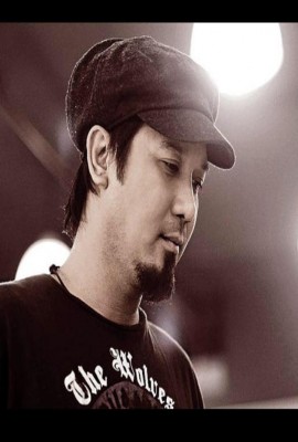 Topel Lee - About